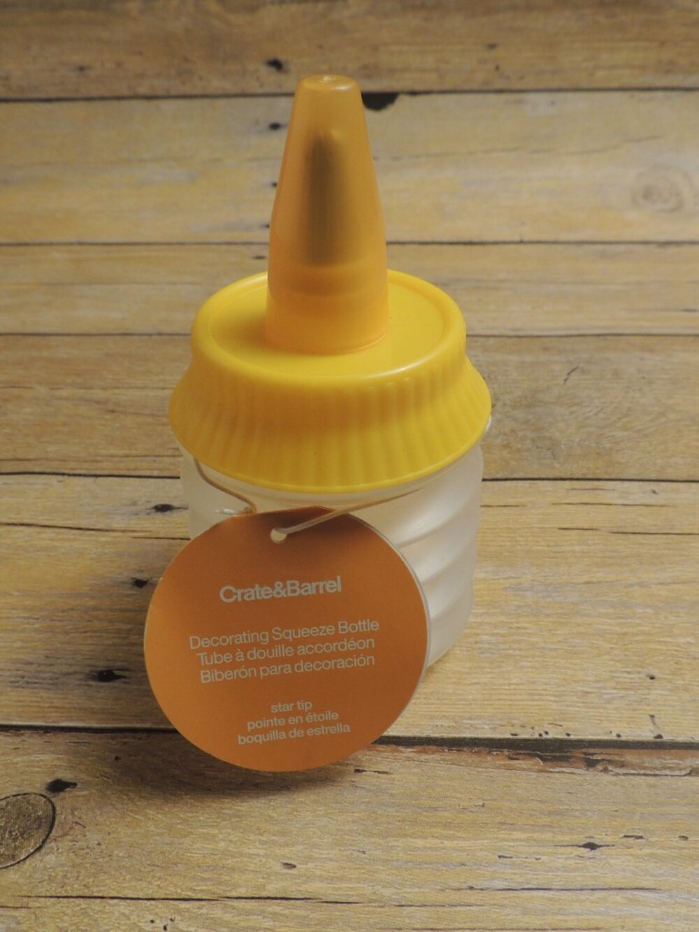 Crate & Barrel Decorating Squeeze Bottle Star Tip NEW with Tags